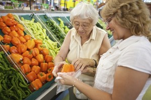 aide courses personnes âgées